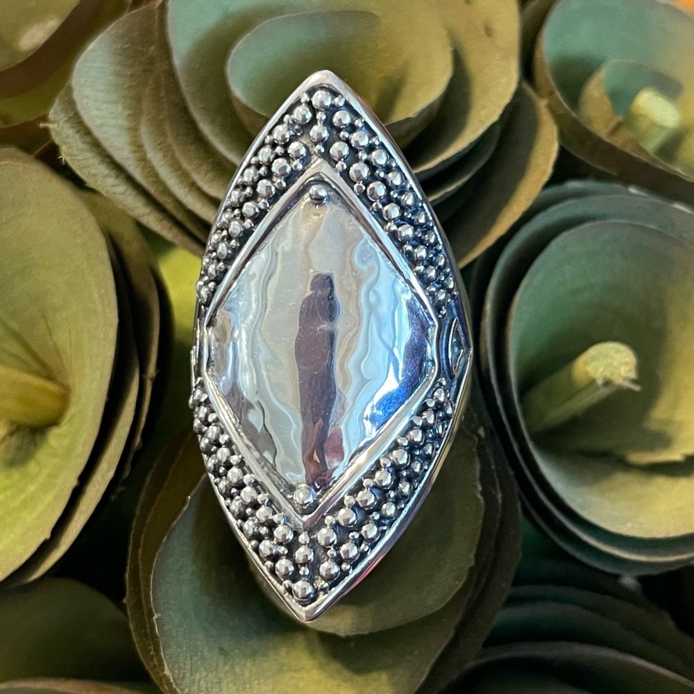 Silpada Sterling Silver ‘Sheild’ Statement Ring R… - image 5